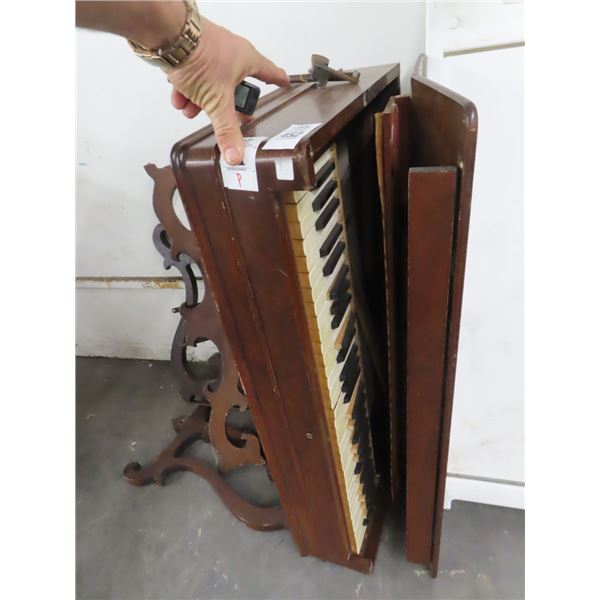 Vintage Organ - Needs Reassembly