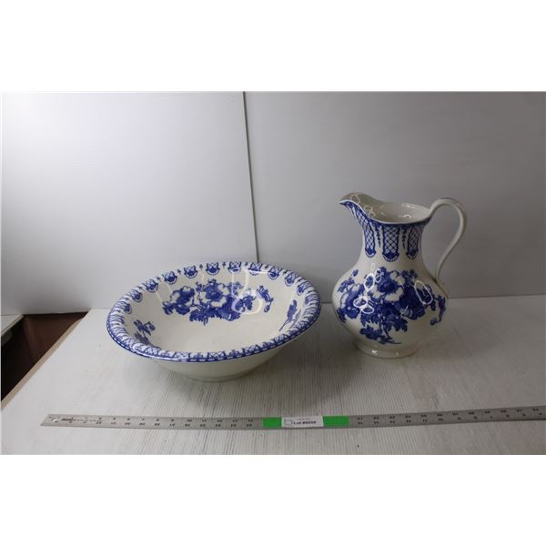 F. Winkle English Ceramic Pitcher 12" Tall and Basin 16.25" Wide
