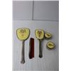 Image 2 : Vintage Toiletry Set- Comb, Brush, Mirror & (2) Glass Containers