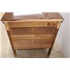 Image 5 : * Eaton's Three Drawer Dresser - 33.5" x 17" x 32" - Some Wear