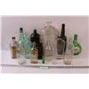 Image 1 : (19) Vintage Glass Bottles - Assorted