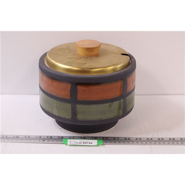 Carstens Tonnieshof Serving Bowl w/Lid - Made in West Germany - 7" x 9"