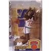 Image 2 : Walt Frazier NBA Figurine in Box