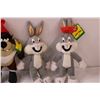 Image 2 : (4) Looney Tunes Stuffies: Taz, Bugs Bunny
