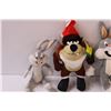 Image 3 : (4) Looney Tunes Stuffies: Taz, Bugs Bunny