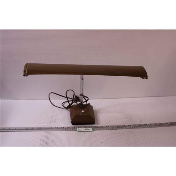 Vintage Desk Lamp - Needs Bulb, As Is - 18" x 12"