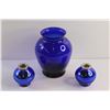 Image 2 : Cobalt Blue Glass Vase with Blue Mercury Glass Candle Holders