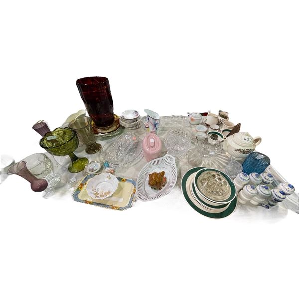 Large Group of Misc. Vintage Tableware/Plates/Crystalware & Vases - includes Salisbury Porcelain/Sta