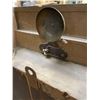 Image 8 : Group of 2 Vintage Clocks