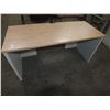 Image 1 : 3 Desks & 1 Table