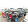 Image 3 : 1996 FORD F-150 XL, 2DR PU, BLACK & GREEN, VIN 2FTEF14NXTCA18731
