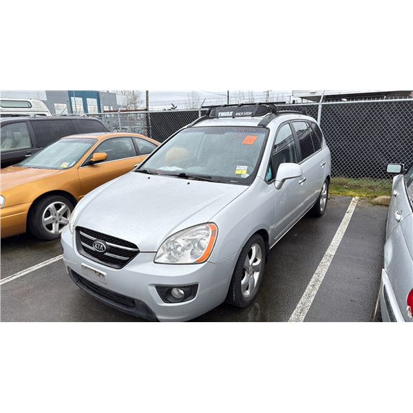 2008 KIA RONDO EX, 4DR SUV, GREY, VIN KNAFG525387201547