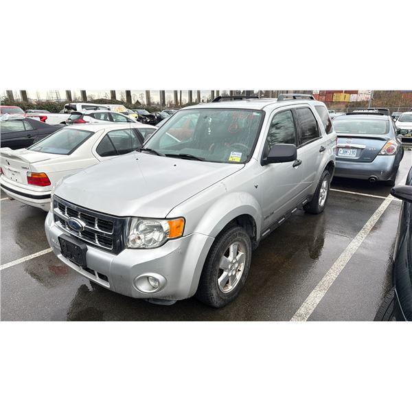2008 FORD ESCAPE XLT, 4DR SUV, GREY, VIN 1FMCU93138KA66712