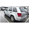 Image 4 : 2006 JEEP GRAND CHEROKEE LAREDO, 4DR SUV, SILVER, VIN 1J4HR48N76C304461