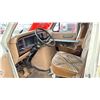 Image 7 : 1984 FORD ECONOLINE 350, 3DR MOTORHOME, BEIGE, VIN 1FDKE30G8EHB39029