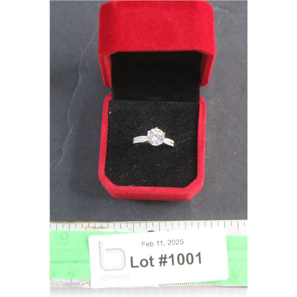 ^2.00 CT GRA Certified Round Brilliant Cut Moissanite VVS D Color Set in Center with 26 Round Cut in