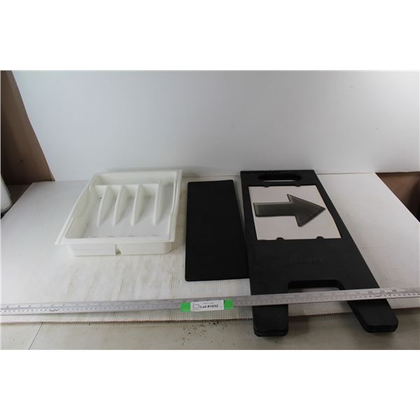 Plastic Directional Sign, Plastic Utensil Tray, Rubber Strip