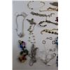 Image 4 : Costume Jewelry - 20 Necklaces