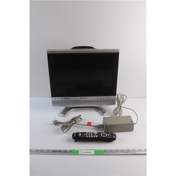 15'' Sharp Flat Screen TV with Remote - Tested