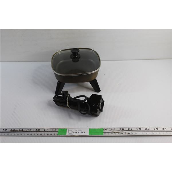 Toast Master Electric Fry Pan - 7'' x 7'' - Tested