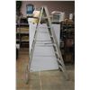 Image 1 : **89'' x 25'' Metal Step Ladder