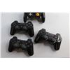 Image 3 : (3) Sony DualShock 3 Wireless Controllers and Nintendo GameCube Controller - As Is