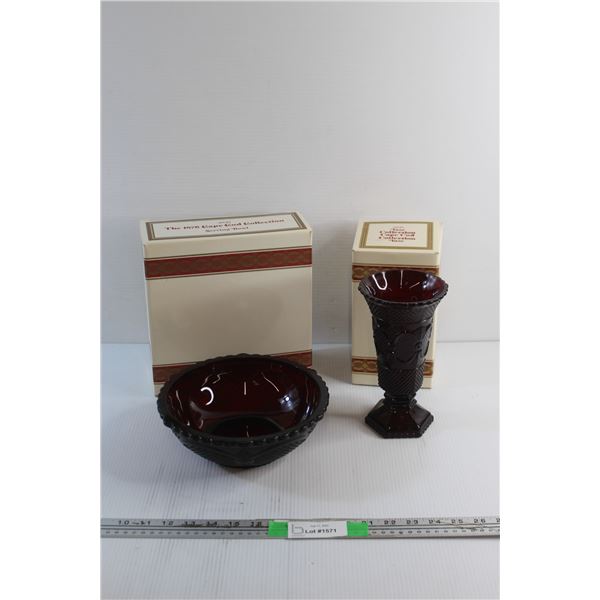 Avon The 1876 Cape Cod Collection Serving Bowl and Vase