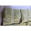 Image 2 : (7) Lime Bathroom Towels and Floor Mat