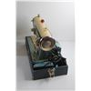 Image 5 : Vintage Leonard Super De Luxe Electric Sewing Machine - As Is