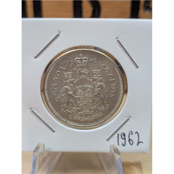 Lot 10-1) Canadian silver 50c 1962