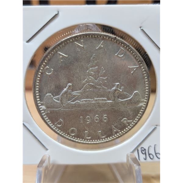 Lot 21-1) 1 Canadian silver Dollar 1966