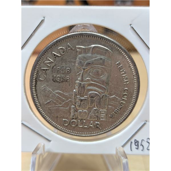 Lot 33-1) 1 Canadian silver Dollar 1968