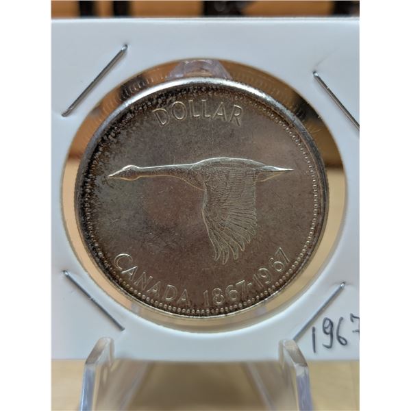 Lot 35-1) 1 Canadian silver Dollar 1967