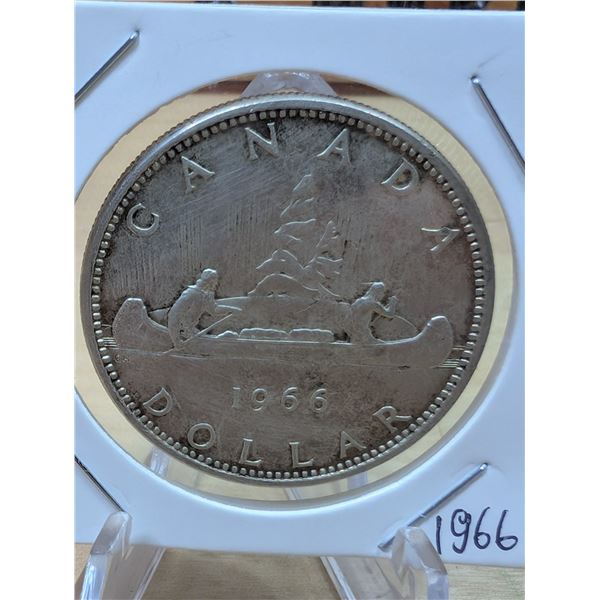 Lot 47-1) 1 Canadian silver Dollar 1966