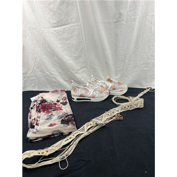 Womens Shoes & Accessories