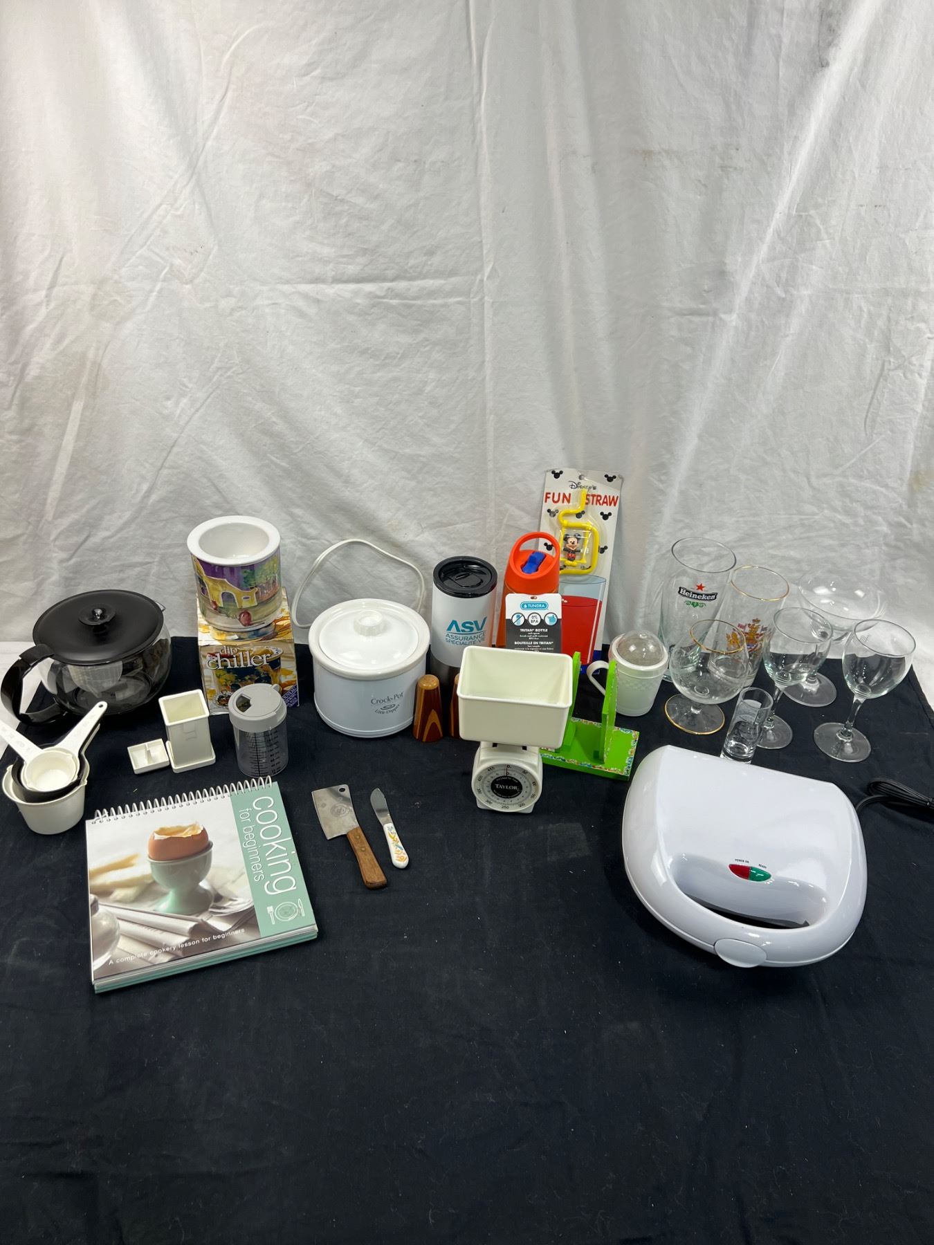 Assorted Kitchenware - Sunrise Estate Services Ltd