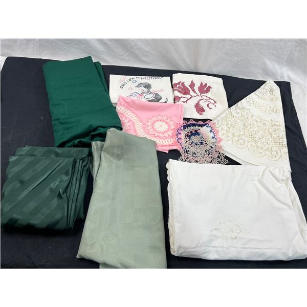 Assorted Table Linens