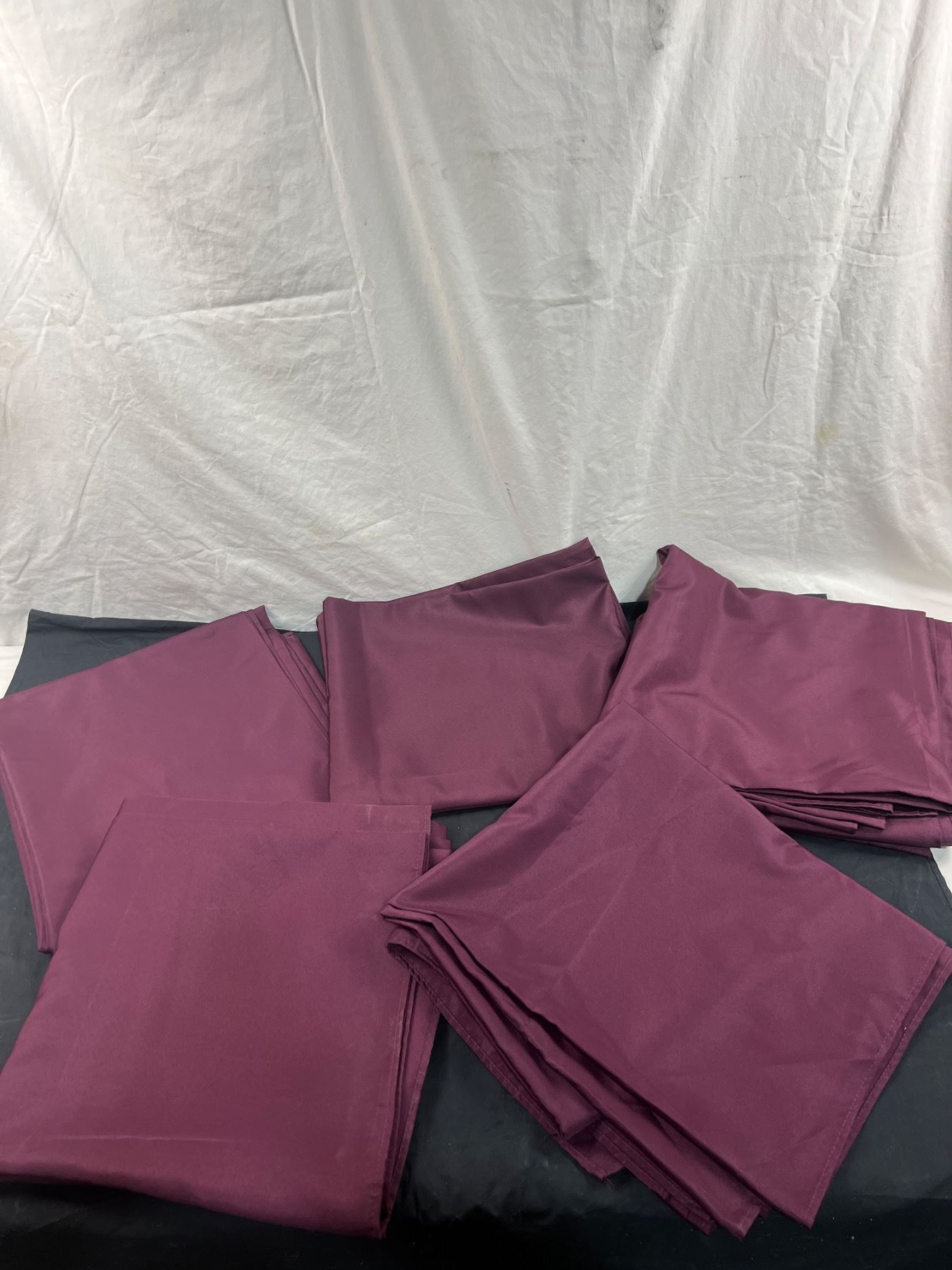 Assorted Table Linens - Sunrise Estate Services Ltd