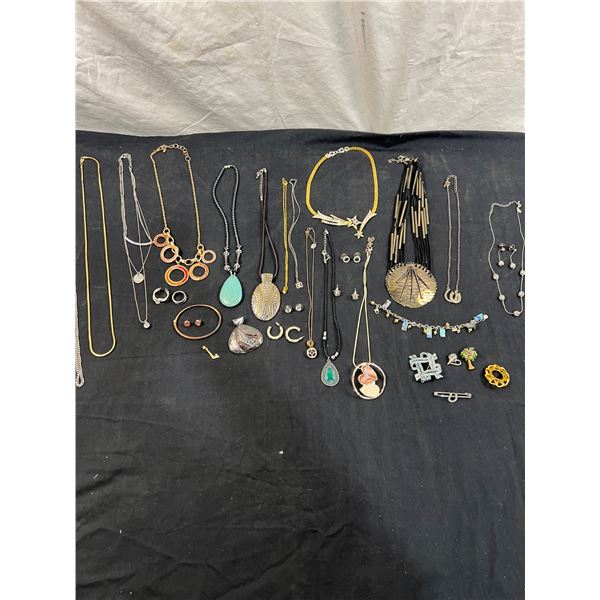 Assorted Fashion Jewellery