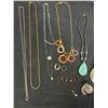 Image 2 : Assorted Fashion Jewellery