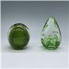 Image 2 : 2pc Controlled Bubbles & Floral Paperweights