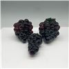 Image 2 : 3pc Handcrafted Glass Grape Sculptures