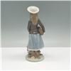 Image 2 : Lladro Porcelain Figurine, Autumn 01005218