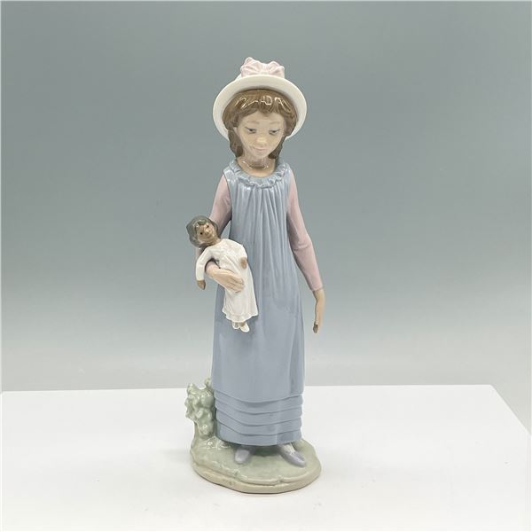 Lladro Porcelain Figurine, Belinda with her Doll 01005045