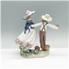Image 2 : Lladro Porcelain Figurine, Scarecrow and the Lady 01005385