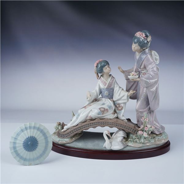 Lladro Porcelain Figurine, Springtime in Japan 01001445