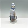 Image 1 : Lladro Porcelain Figurine, Winter 01005220
