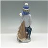 Image 2 : Lladro Porcelain Figurine, Winter 01005220