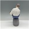 Image 2 : Bing & Grondahl Accordion Player Figurine