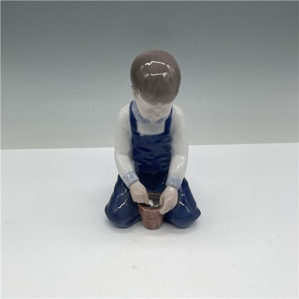 Bing & Grondahl Boy with Sand Bucket